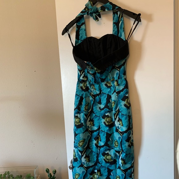 Poppy-printed halter pencil dress - Picture 3 of 3